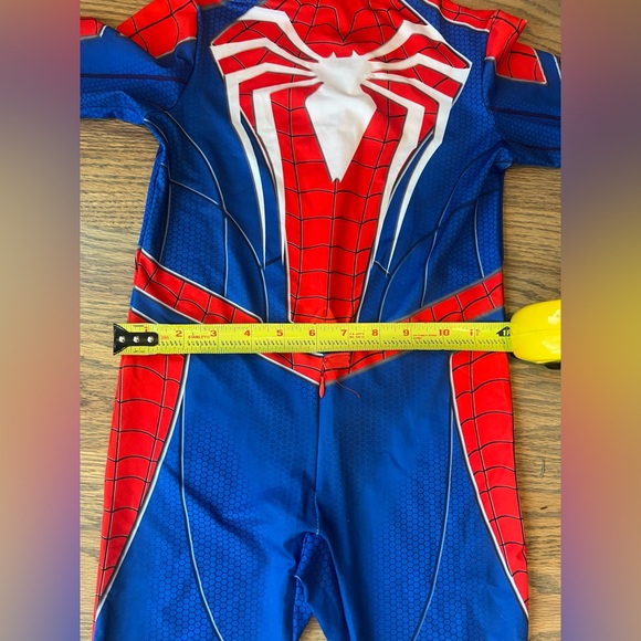 Spider man costume - Picture 5 of 5